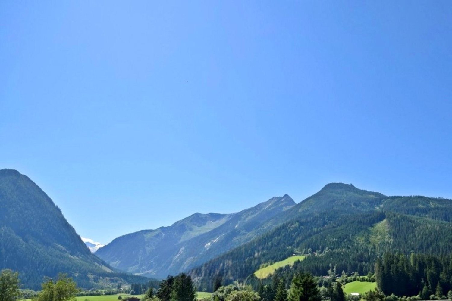 Terrain à Neukirchen am Grossvenediger, Austria 1115m² No. 165020