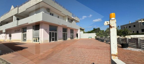 Imóvel comercial de 12 divisões em Monopoli, Italy N.º 28548 40
