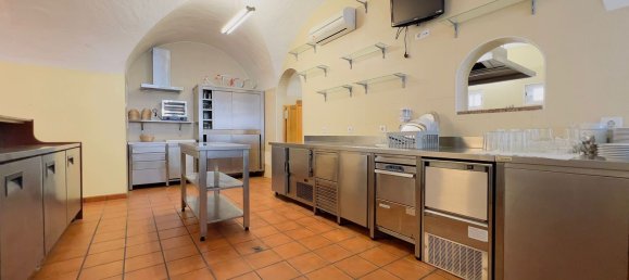 360m² Commercial property in Beja, Portugal No. 51662 15