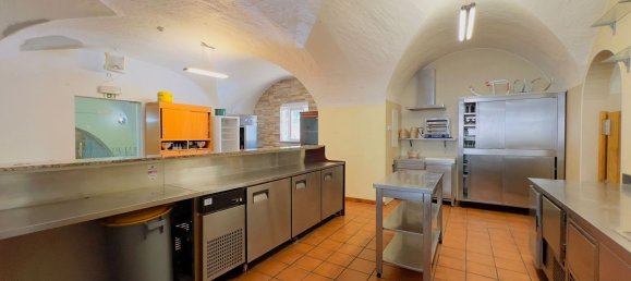 360m² Commercial property in Beja, Portugal No. 51662 17