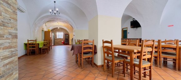 360m² Commercial property in Beja, Portugal No. 51662 19