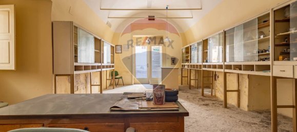 Дом с 3 спальнями в Бари, Италия № 90271 4