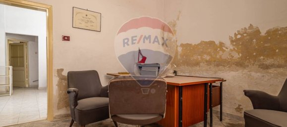 Дом с 3 спальнями в Бари, Италия № 90271 31