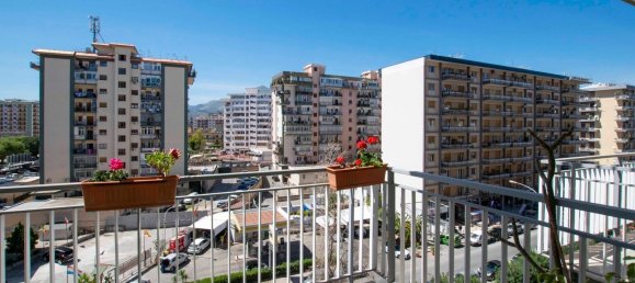 5 bedrooms Apartment in Palermo, Italy No. 348528 3