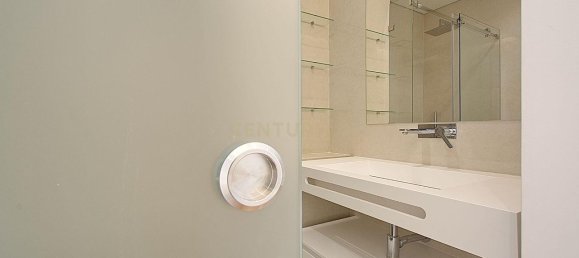 5 bedrooms House in Corroios, Portugal No. 103518 9