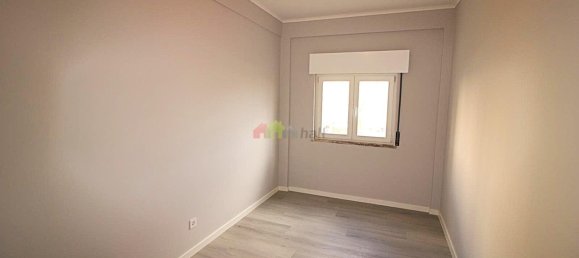 3 bedrooms Apartment in Loures, Portugal No. 94683 16