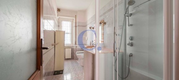 3 bedrooms Apartment in Rome, Italy No. 373465 22