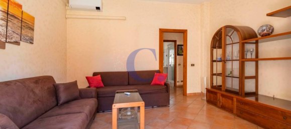 3 bedrooms Apartment in Rome, Italy No. 373465 17