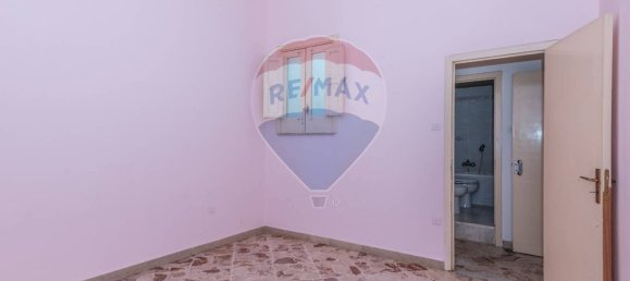 4 Schlafzimmer Haus in Noto, Italy, Nr. 235240 21