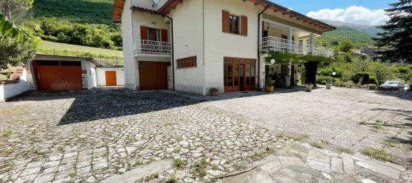 Villa de 6 habitaciónes en Cantiano, Italy No. 317432 8