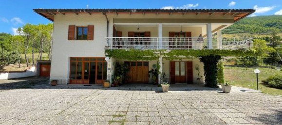 Villa de 6 habitaciónes en Cantiano, Italy No. 317432 13