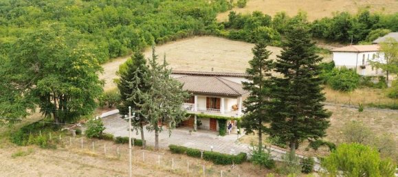 Villa de 6 habitaciónes en Cantiano, Italy No. 317432 9