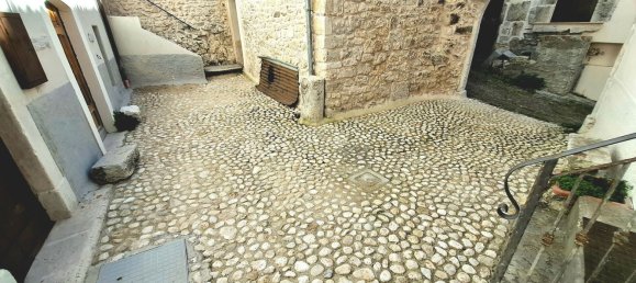 2غرفة منزل ذو طابقين في Rocca di Mezzo, Italy رقم 82904 4