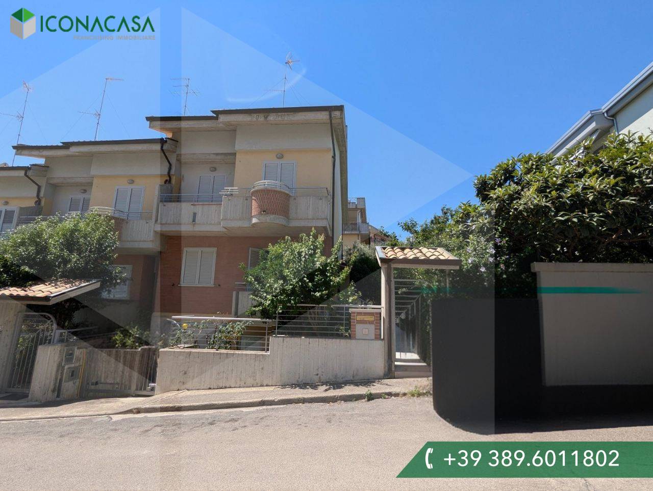 9غرفة منزل في San Salvo, Italy رقم 27660