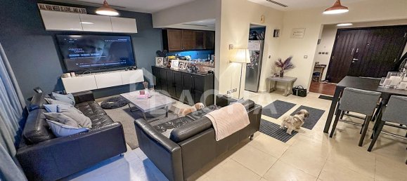 Moradia em banda T1 em Jumeirah Village Triangle, UAE N.º 27697 6