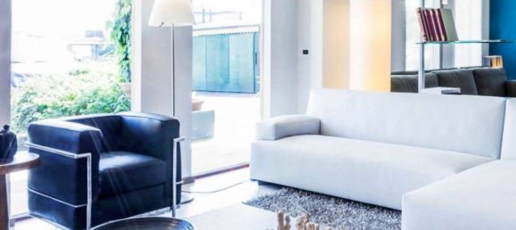 3 Schlafzimmer Wohnung in Milan, Italy, Nr. 341851 2