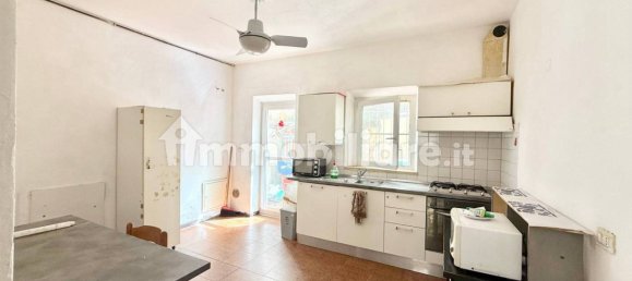 3 bedrooms House in Viareggio, Italy No. 280658 7