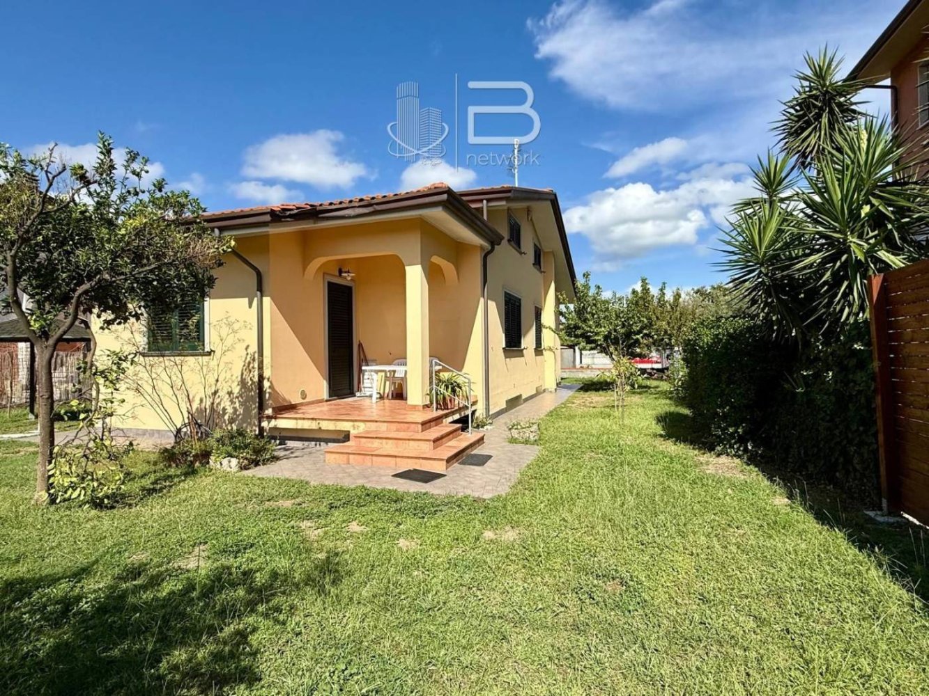 4 bedrooms Villa in Viareggio, Italy No. 332551