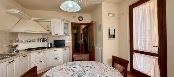 4 bedrooms Villa in Viareggio, Italy No. 332551 15