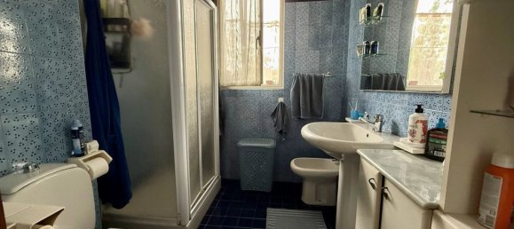 6 rooms Apartment in Lucca, Italy No. 278877 14