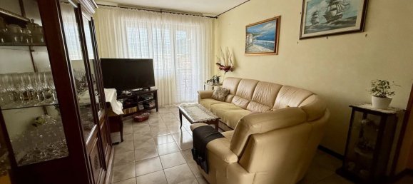 6 rooms Apartment in Lucca, Italy No. 278877 24