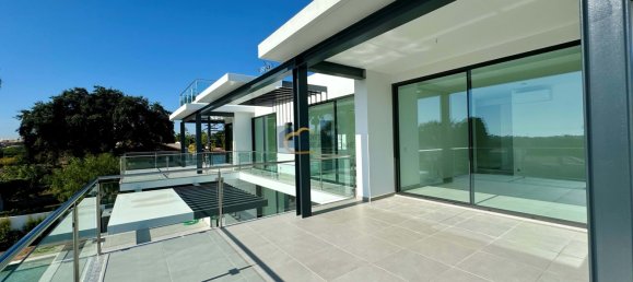 4 bedrooms Villa in Albufeira, Portugal No. 107725 14