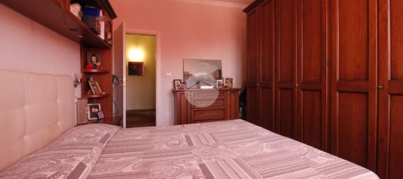 4 rooms Apartment in Rivoli, Italy No. 269434 9