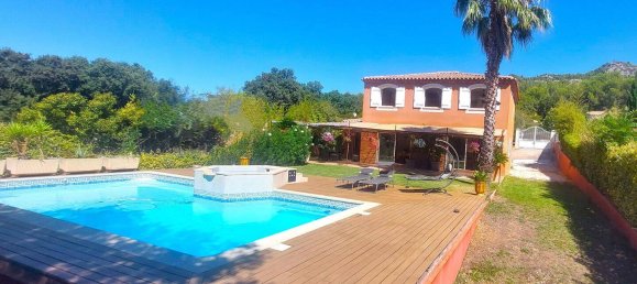 4 bedrooms Villa in Marseille, France No. 343954 3