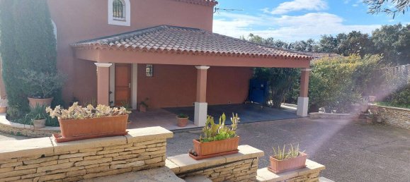 4 bedrooms Villa in Marseille, France No. 343954 8