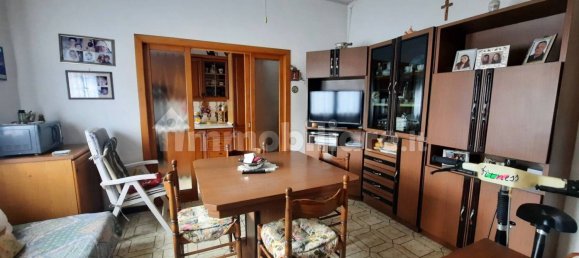 2 Schlafzimmer Villa in Polesella, Italy, Nr. 75168 7