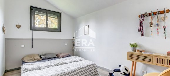 3 bedrooms House in Castelginest, France No. 196982 5