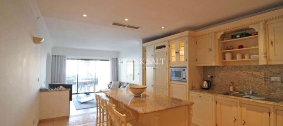 Квартира с 2 спальнями в Сент-Джулианс, Мальта № 6873 3