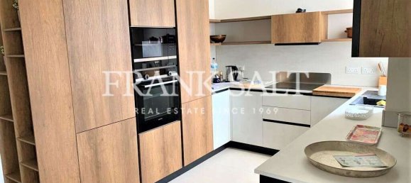 3 bedrooms Apartment in Saint Julian's, Malta No. 3126 2