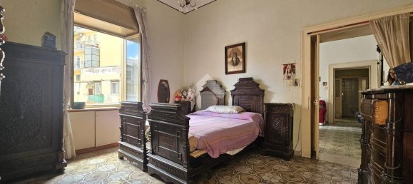 2 bedrooms Apartment in Naples, Italy No. 257845 19