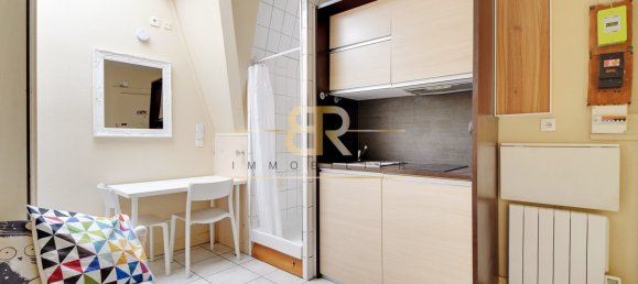 Studio in Paris, France No. 125560 6