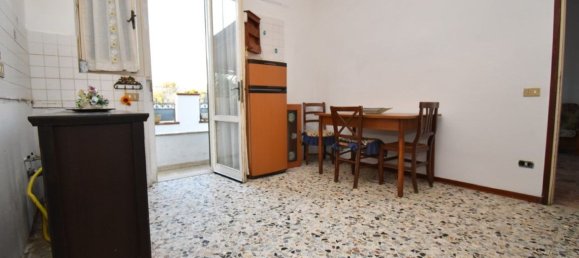 4 rooms House in Seravezza, Italy No. 152166 6