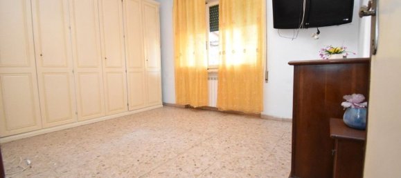 4 rooms House in Seravezza, Italy No. 152166 7