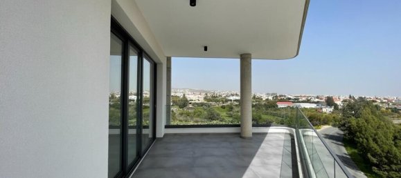 3 bedrooms Apartment in Limassol, Cyprus No. 13195 5