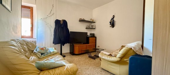 6 rooms Apartment in Recanati, Italy No. 188721 9