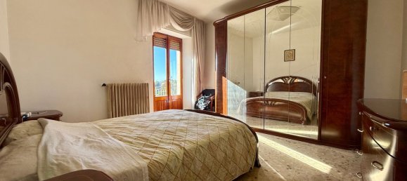 6 rooms Apartment in Recanati, Italy No. 188721 15