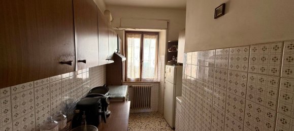6 rooms Apartment in Recanati, Italy No. 188721 12