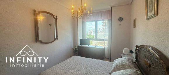 4 Schlafzimmer Wohnung in Laredo, Spain, Nr. 163849 11