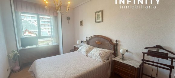 4 Schlafzimmer Wohnung in Laredo, Spain, Nr. 163849 8