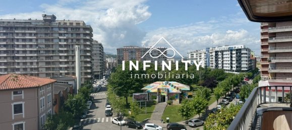 4 Schlafzimmer Wohnung in Laredo, Spain, Nr. 163849 2