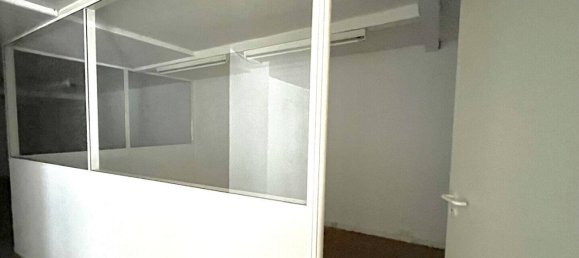 170m² Commercial property in Wattignies, France No. 68561 5