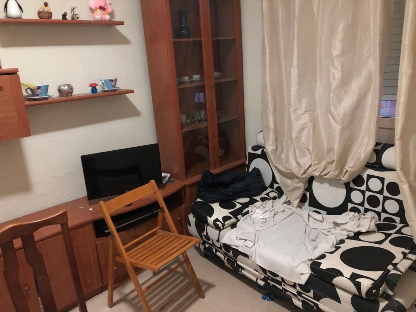 Apartamento T2 em Santa Coloma de Gramenet, Spain N.º 153226