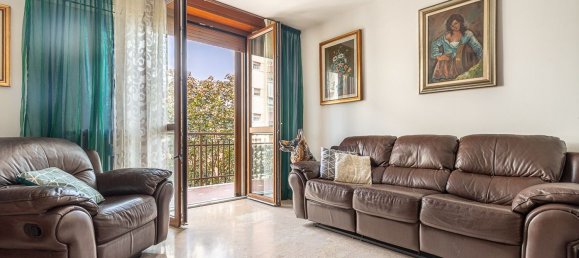 4 rooms Apartment in Bollate, Italy No. 339095 2