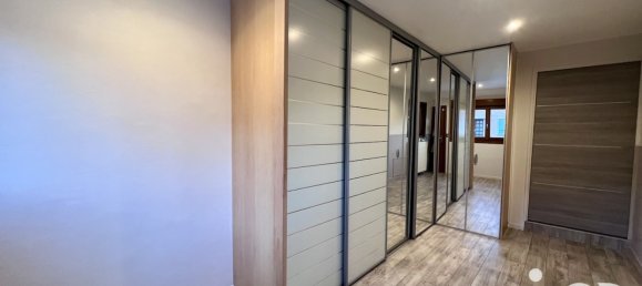 6 rooms House in Gondecourt, France No. 52126 8