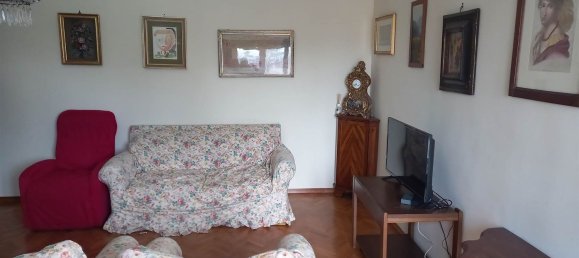 3 rooms Apartment in Modena, Italy No. 286317 4