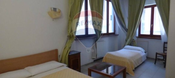 770m² Building in Luino, Italy No. 363511 18